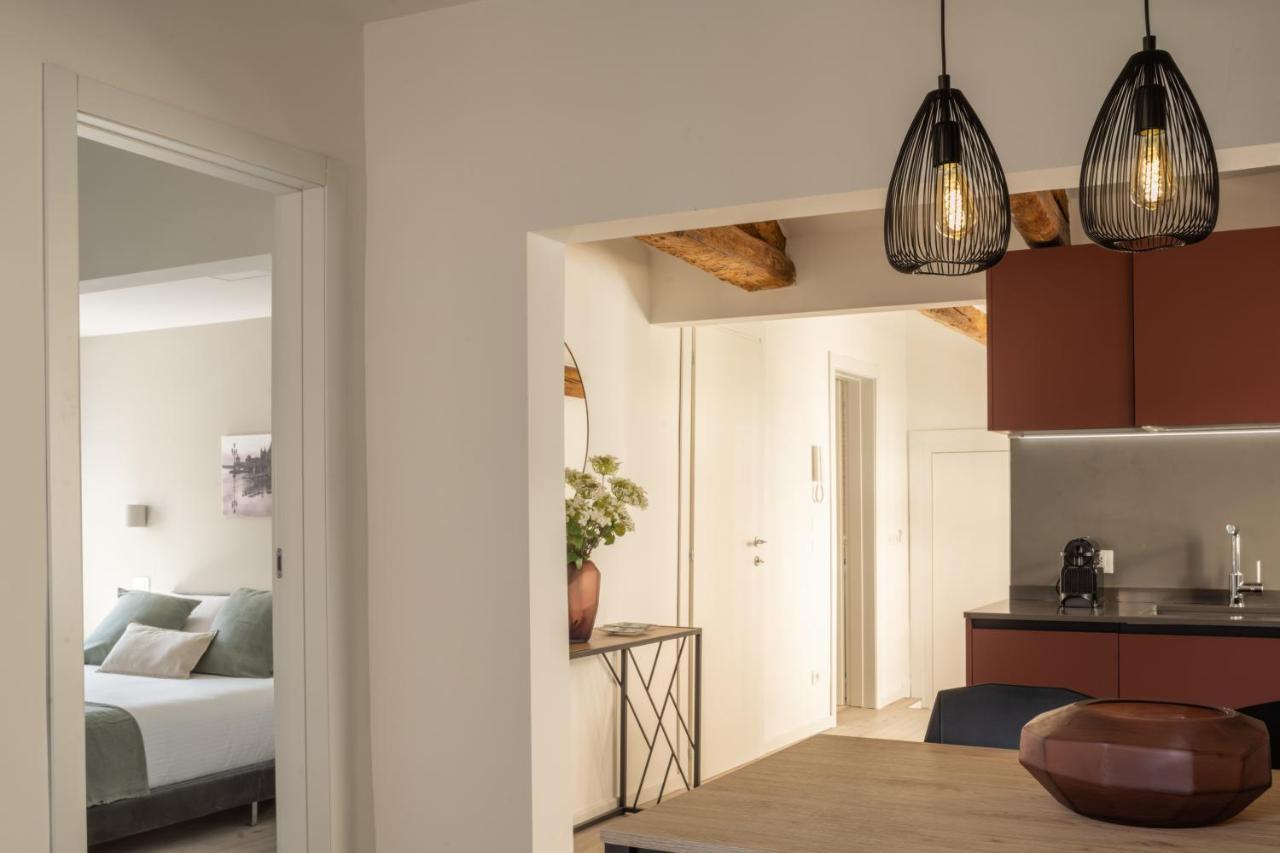 Sant'Aponal Cozy Apartment With Balcony R&R ヴェネツィア エクステリア 写真